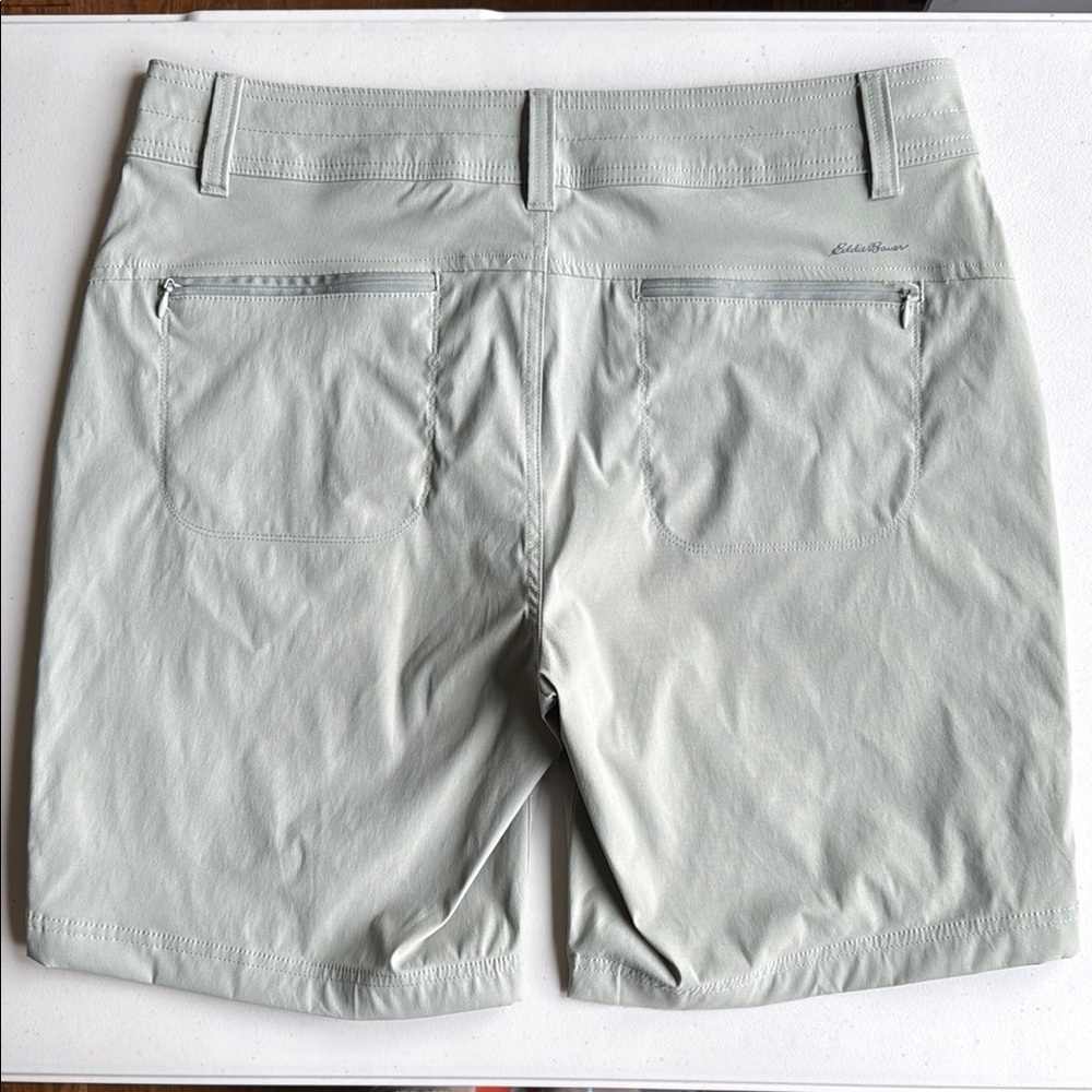 Eddie Bauer Rolled Hem Bermuda Shorts Sage Green Size 12 - Picture 6 of 15